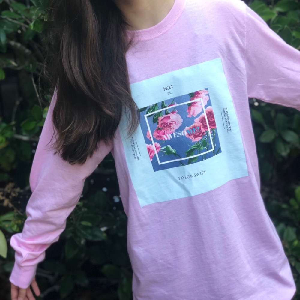 NWOT TAYLOR SWIFT LIMITED EDITION ME! MERCH